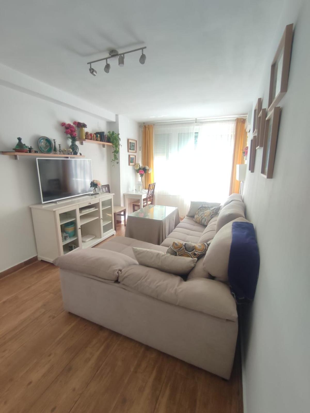 Piso Reformado 3 Habitaciones 塞维利亚 外观 照片