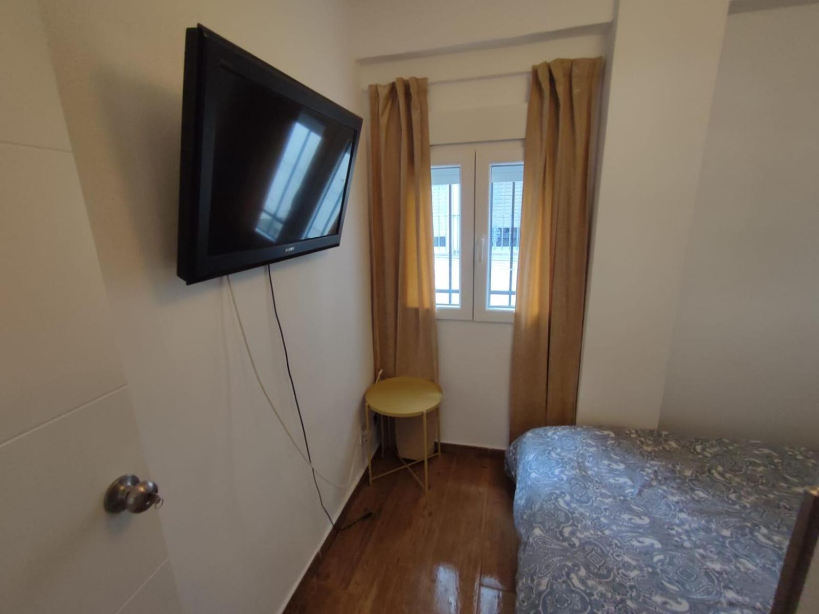 Piso Reformado 3 Habitaciones 塞维利亚 外观 照片