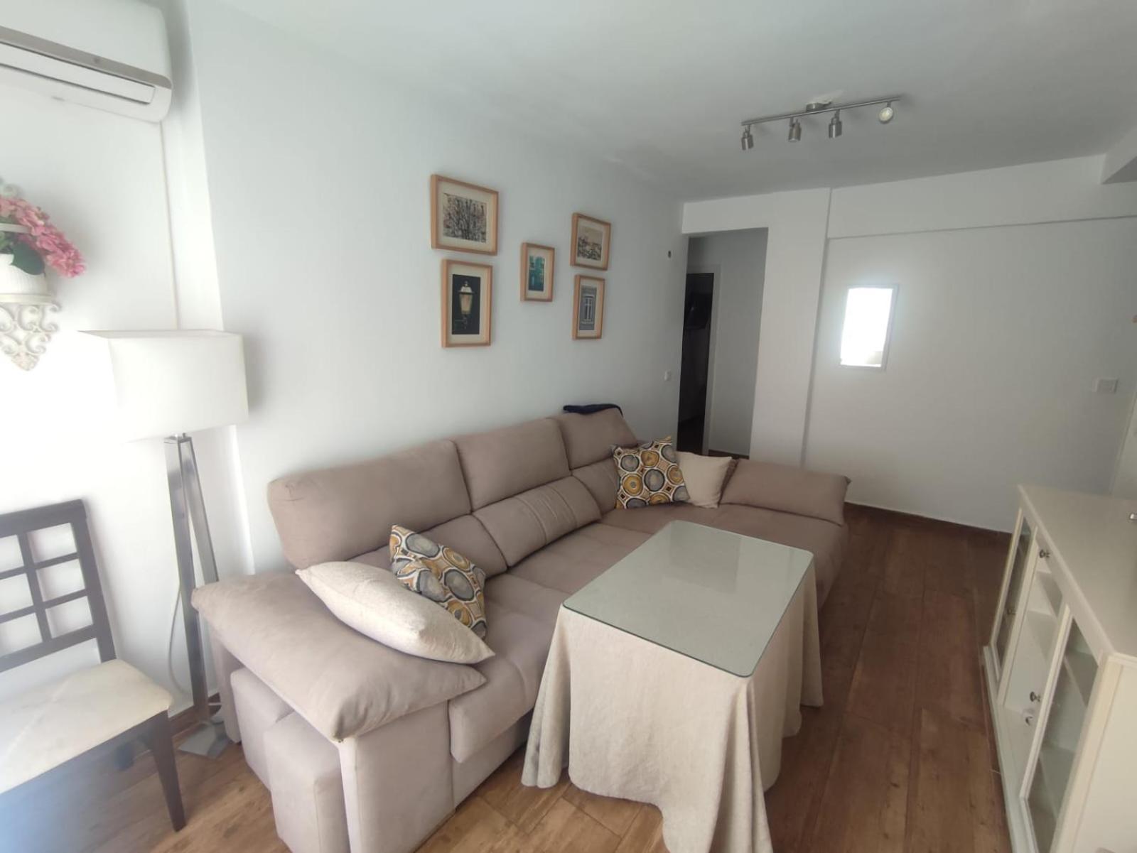 Piso Reformado 3 Habitaciones 塞维利亚 外观 照片